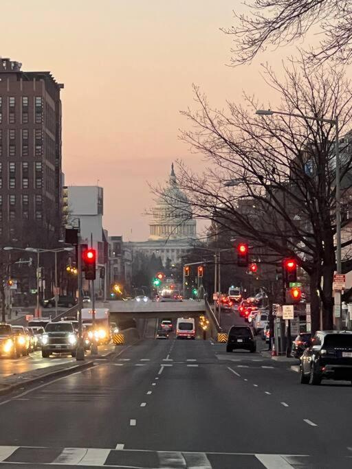 Cherry Blossom Townhouse, Easy Dc Access Washington Extérieur photo