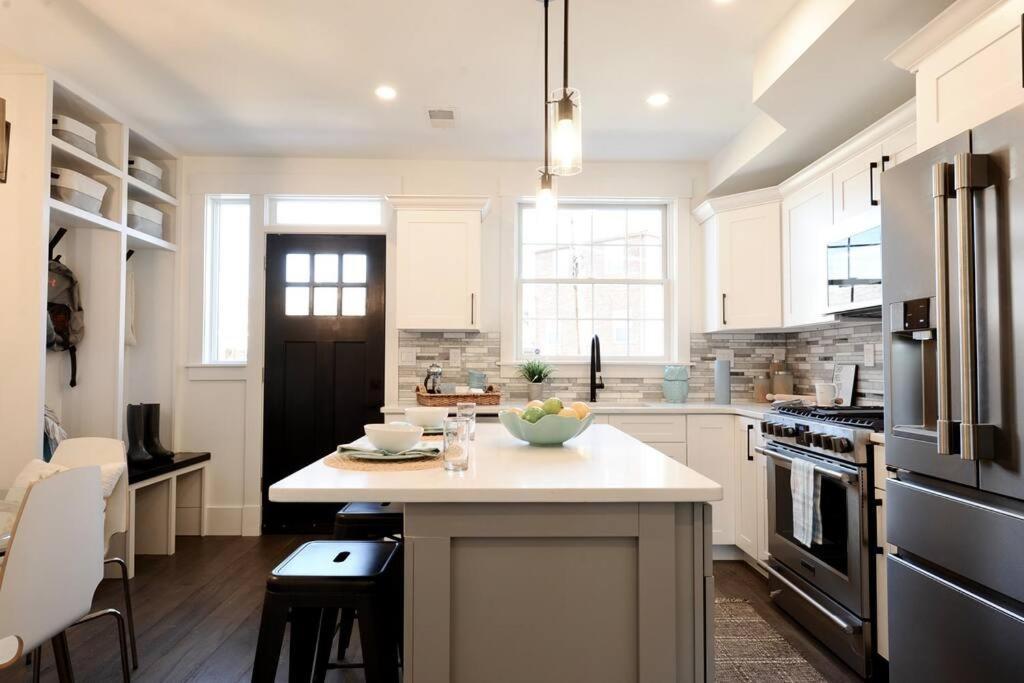 Cherry Blossom Townhouse, Easy Dc Access Washington Extérieur photo