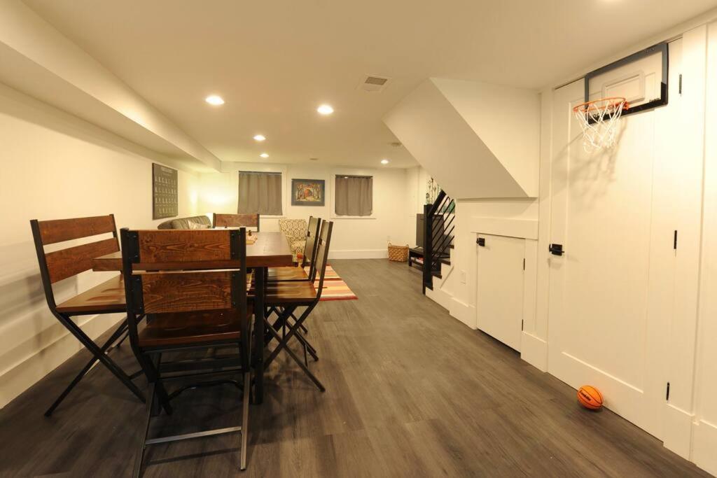 Cherry Blossom Townhouse, Easy Dc Access Washington Extérieur photo